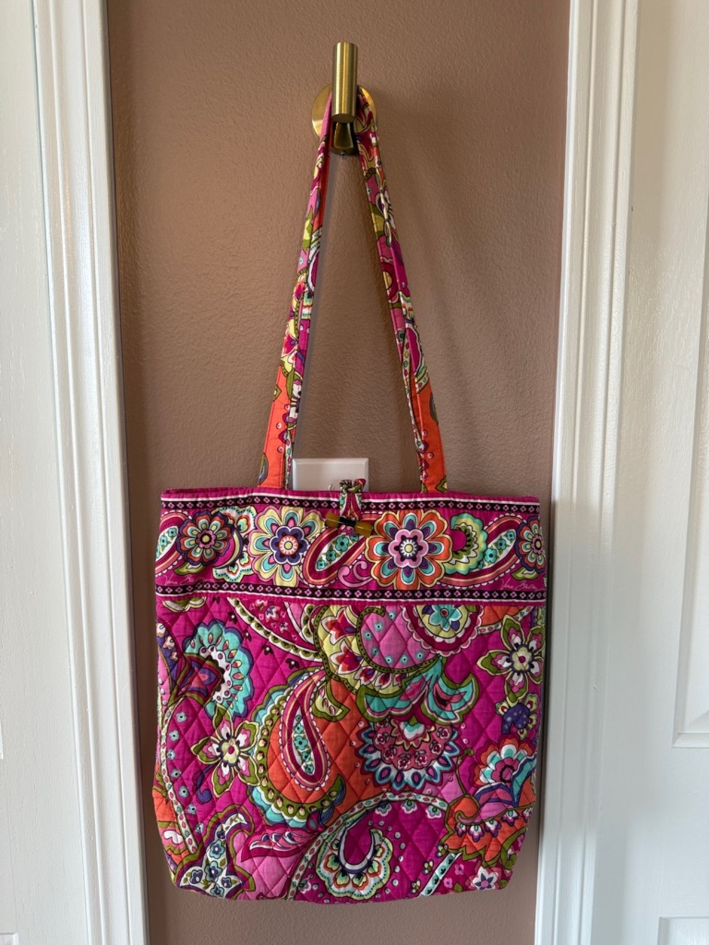 Quilted Vera Bradley Floral Paisley Tote Bag in Pink